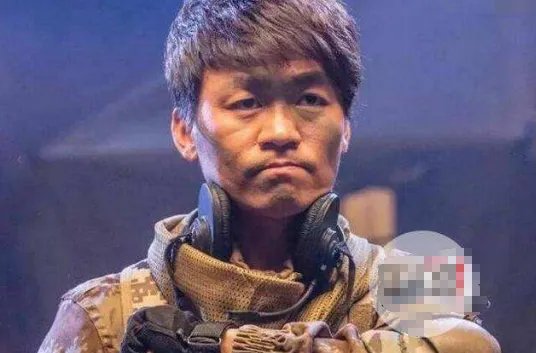 王宝强两个孩子是亲生的吗