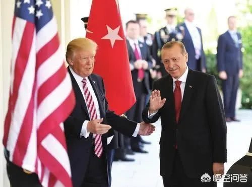 美国派航母进入地中海，目的是支援土耳其施压俄罗斯吗？