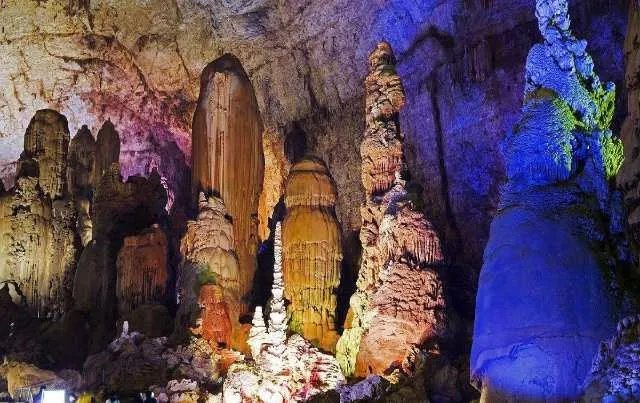 地下喀斯特地貌的溶洞有什么