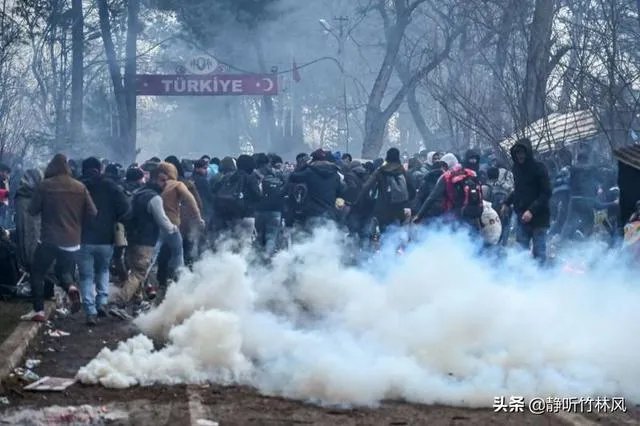 美国派航母进入地中海，目的是支援土耳其施压俄罗斯吗？