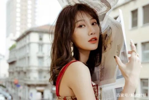 李斯羽高颜值力压群女星,但却掌掴得了癌症的男友,她为什么要这样做?