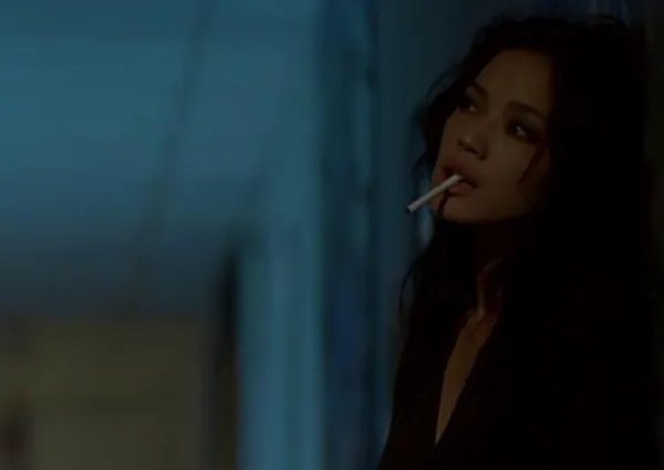 怎么评价《上海堡垒》这部电影？为什么豆瓣评分那么低？