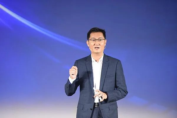 马化腾资产有2676亿,为什么不把钱全部套出来去存银行?