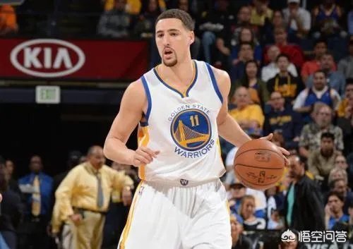 有人说库里作为近年来自带体系第一人，如果没有他就没有格林和汤普森，你怎么看？