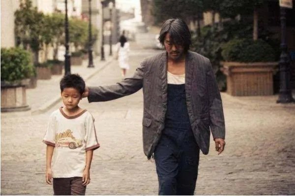 当徐娇喊周星驰爸爸时，周星驰有什么反应？