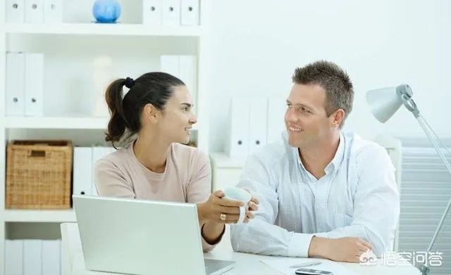 为什么夫妻两个不能在同一家公司上班？