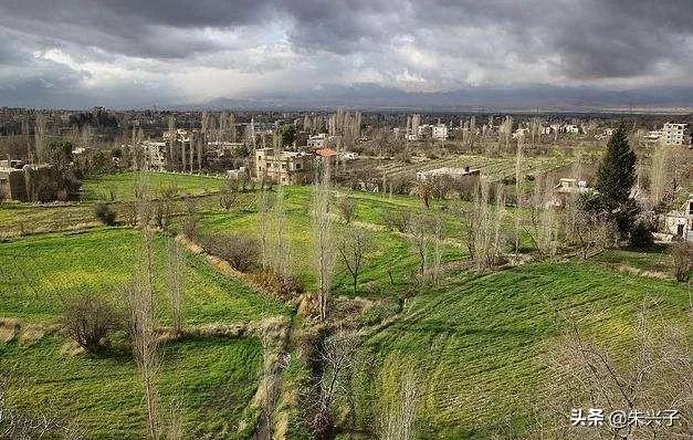 如何看待以色列对黎巴嫩贝卡谷地展开空袭,这是在报复真主党吗?