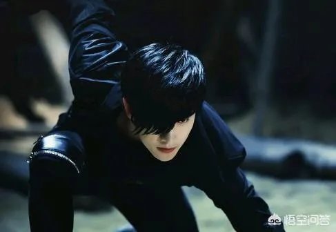 你觉得谁来演《盗墓笔记》里的张起灵更贴近原著?