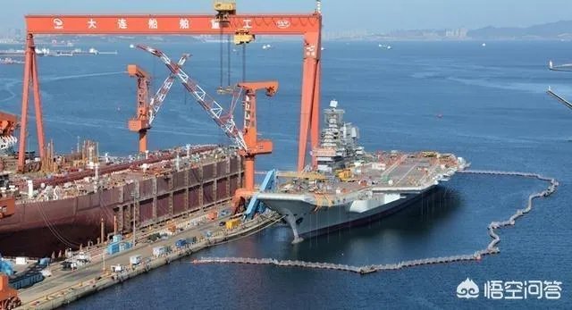 辽宁舰改造完毕今已出海，4月23日海军节阅舰式，双航母编队可期待吗？