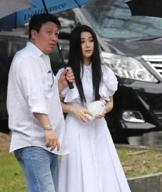 范冰冰终于还清9亿债务，她背后的男人是谁？