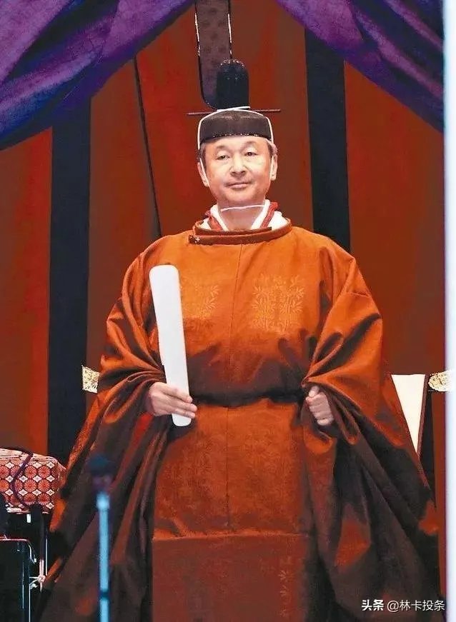 日本天皇登基仪式怎么来的？