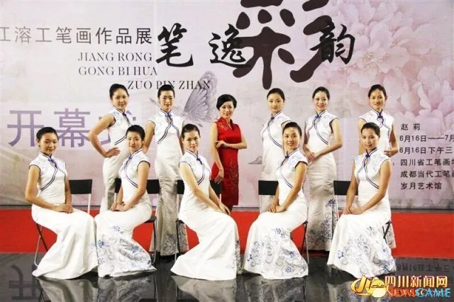 四川礼仪队究竟哪家强？长腿美颜女神云集图片赏