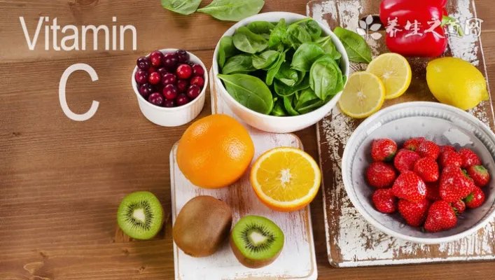 王乐乐杨清柠接吻24秒直播截图，两人18岁就有了孩子(2)