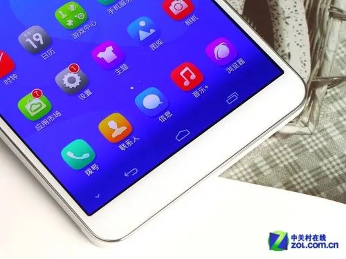 尖Phone对决:华为荣耀X1对比Nexus7二代