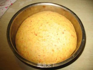 胡萝卜花环面包