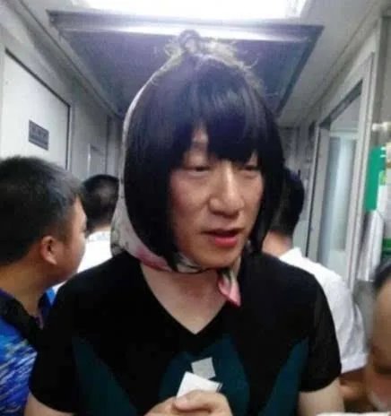 如何评价孙红雷在《极限挑战》中的人品？