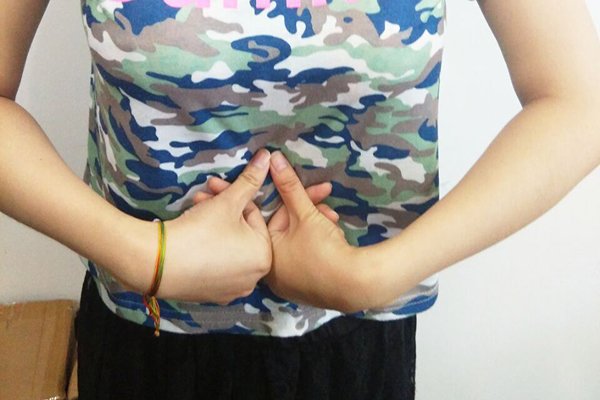 如何彻底去除妊娠纹