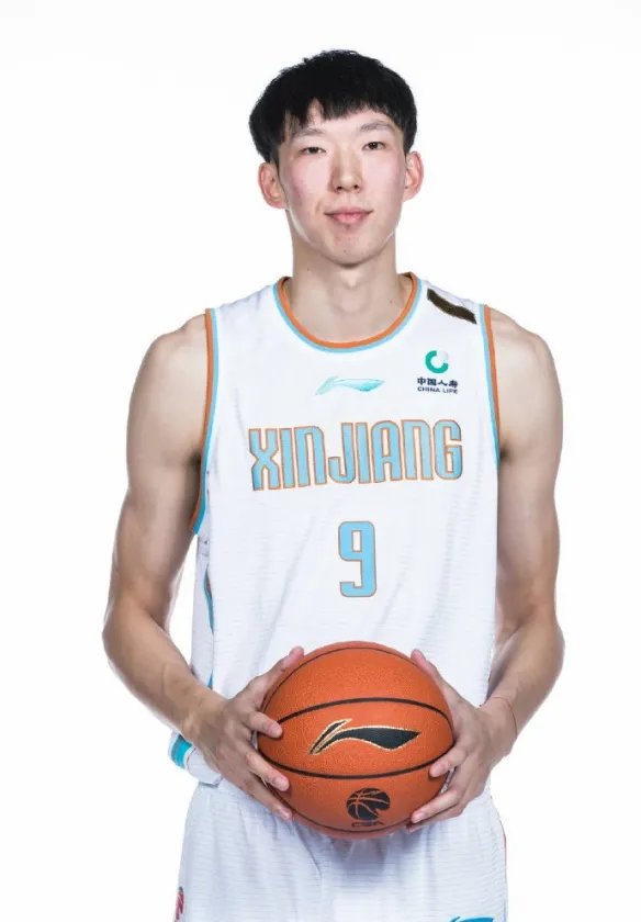 CBA新赛季首周最佳球员出炉：周琦大号两双雪前耻