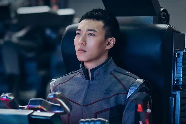 怎么评价《上海堡垒》这部电影？为什么豆瓣评分那么低？