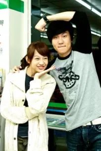 陈立冷泼水记者：林俊杰微博道歉