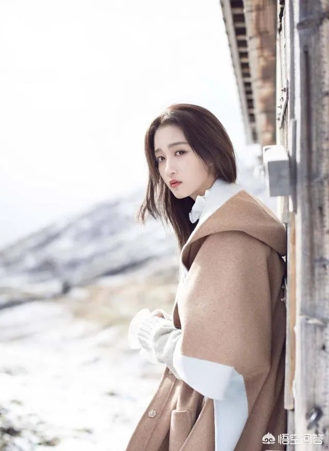 关晓彤王源两位童星成年之后经历了哪些惹争议的转变?