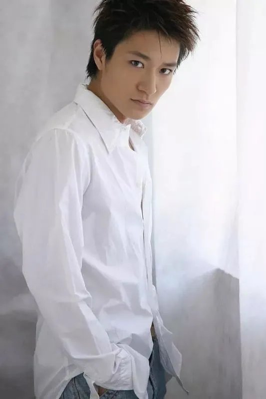 李宗翰演过很多电视剧,都是很帅的,对于他演技的评价是怎么样的?