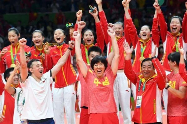 如果郎平在奥运会结束后退役，谁会是她的最佳接班人？