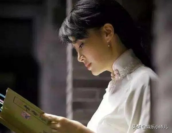 中国最迷人酒窝美女许晴，有过一位亿万富翁男友后，为何从此单着？