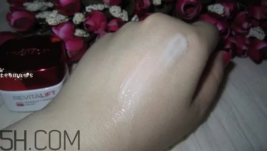 欧莱雅复颜抗皱日霜好不好?欧莱雅复颜抗皱日霜怎么样?