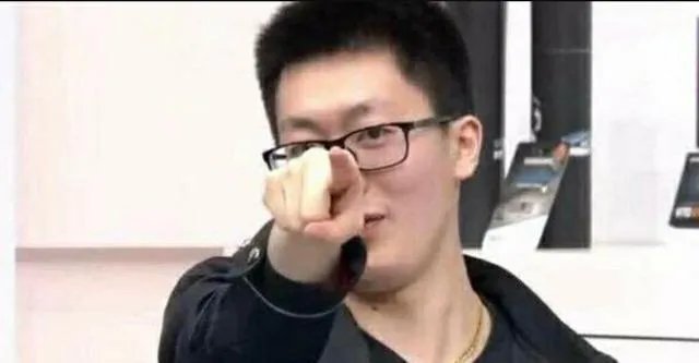 LPL“S10最特殊的五杀”诞生，比赛都没有打过，却受所有人认可，公认最强，你怎么看？