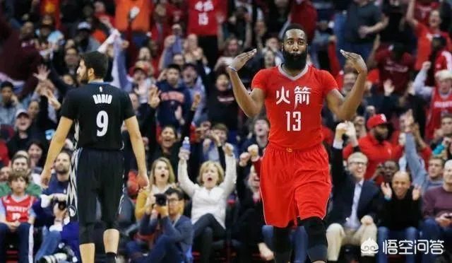 火箭队客场挑战老鹰队的比赛中,哈登胯下虚晃贝兹莫尔找不到北,你怎么看?