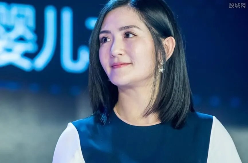 谢娜打压吴昕真相内幕 看谢娜如何回应