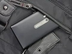 唯一Meego再现身 诺基亚N9今售价1100元