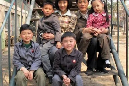 人是铁饭是钢影评