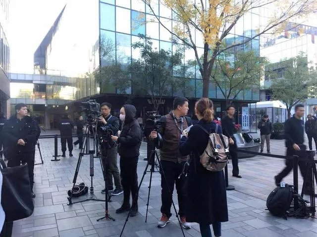 iPhone X上市会遇冷吗?