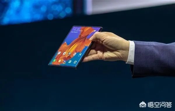 华为折叠屏手机被炒到9-10万，你怎么看？