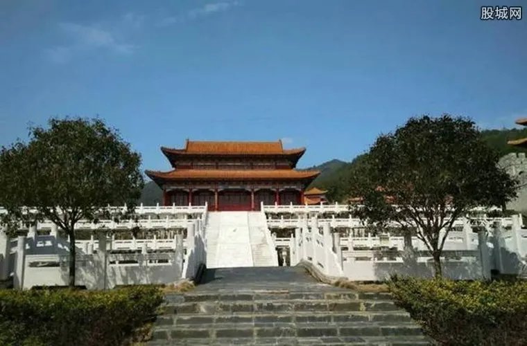 十亿打造仿古校区 建筑十分雄伟现场画面曝光