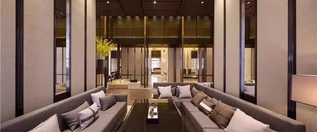 用如此摩登手法打造出来的魔术空间,要多酷有多酷!