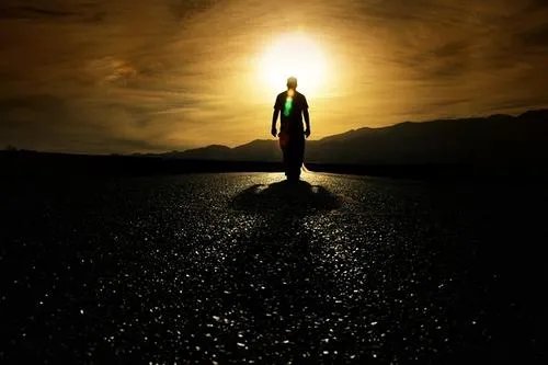 每个人都值得被爱，在被爱之前该如何学会爱自己？