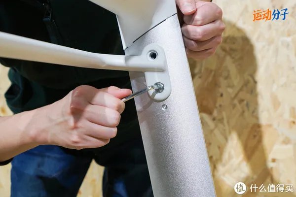 运动分子肉身评测 篇七：一台智能家用跑步机应该是怎样的？Keep k1 跑步机 深度测评