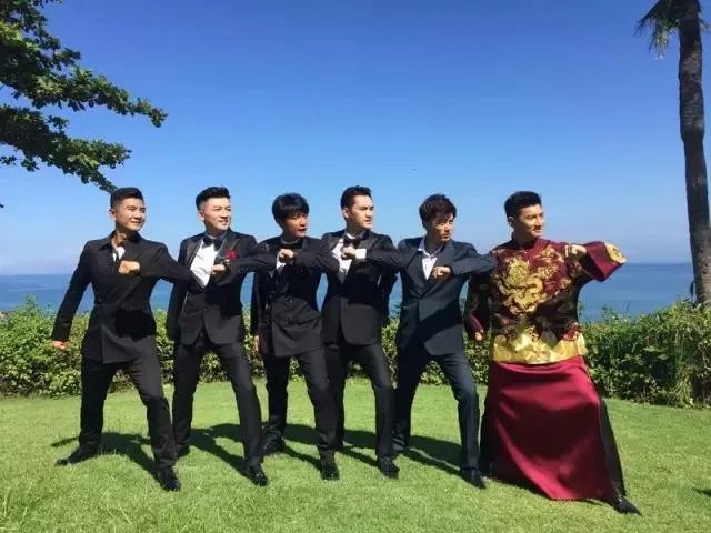 南方人在酒店办婚礼是吃一餐还是几餐的，有哪些规矩。其流程是什么样子的？