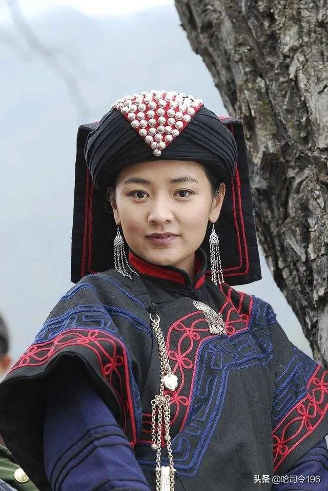 中国那个少数民族服装最好看