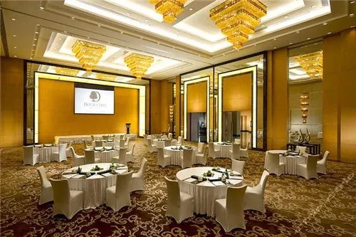 希尔顿酒店婚宴价格 全国各地希尔顿价格一览