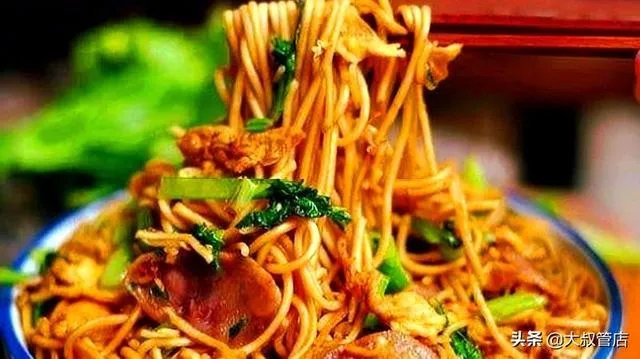 开麻辣烫店和面馆哪个利润大？有什么建议？