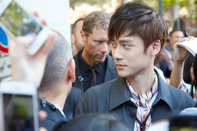 胡歌林更新古力娜扎等发文声援蒋劲夫，蒋劲夫是否有冤屈？