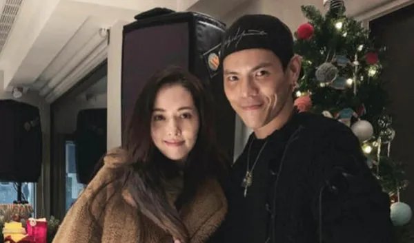 向佐没陪郭碧婷待产,具体有何原因呢?