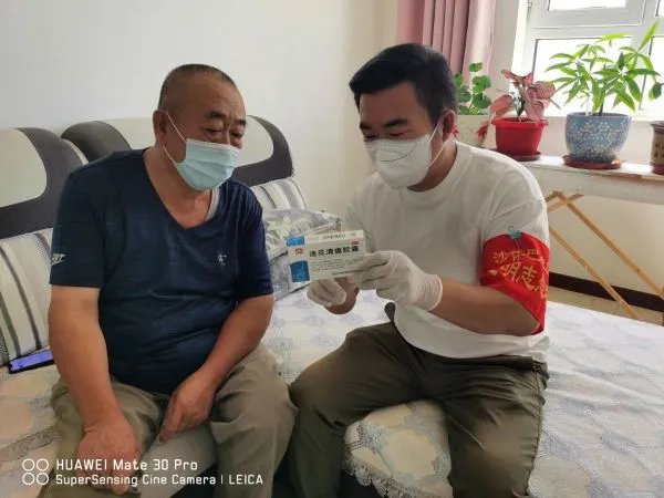 新疆此次疫情来源于同一传染源,这是怎么回事呢?