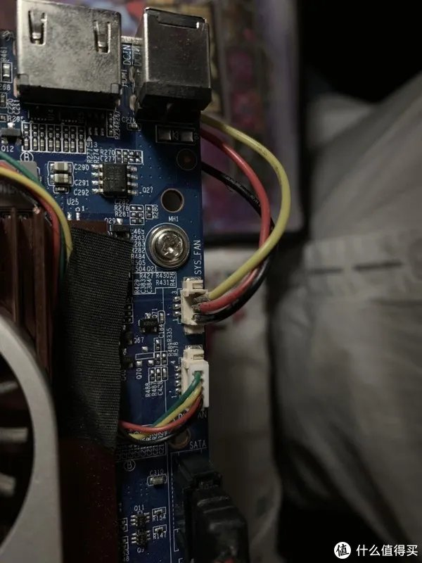 矿难捡垃圾之“星际魔盒”魔改黑群晖、win10系统