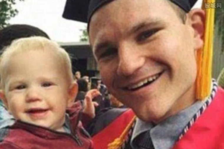 男子泡温泉被溶解 尸骨无存全程惊悚恐怖