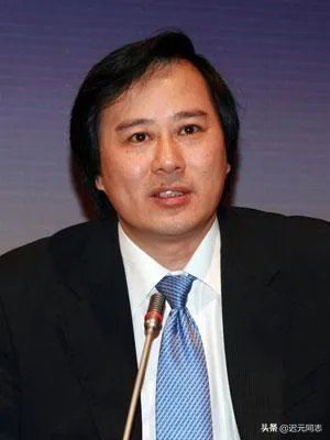 如果想要进高盛这类的知名投行，本科必须是清北复交吗？需要学什么专业？